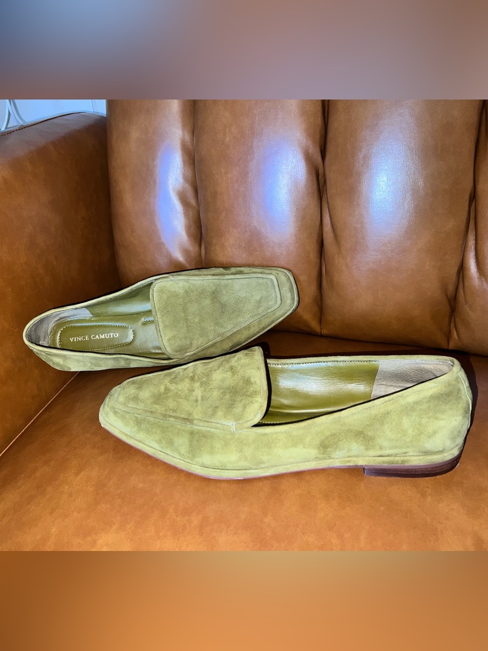 Vince Camuto Drananda green suede loafers men’s
size 12M